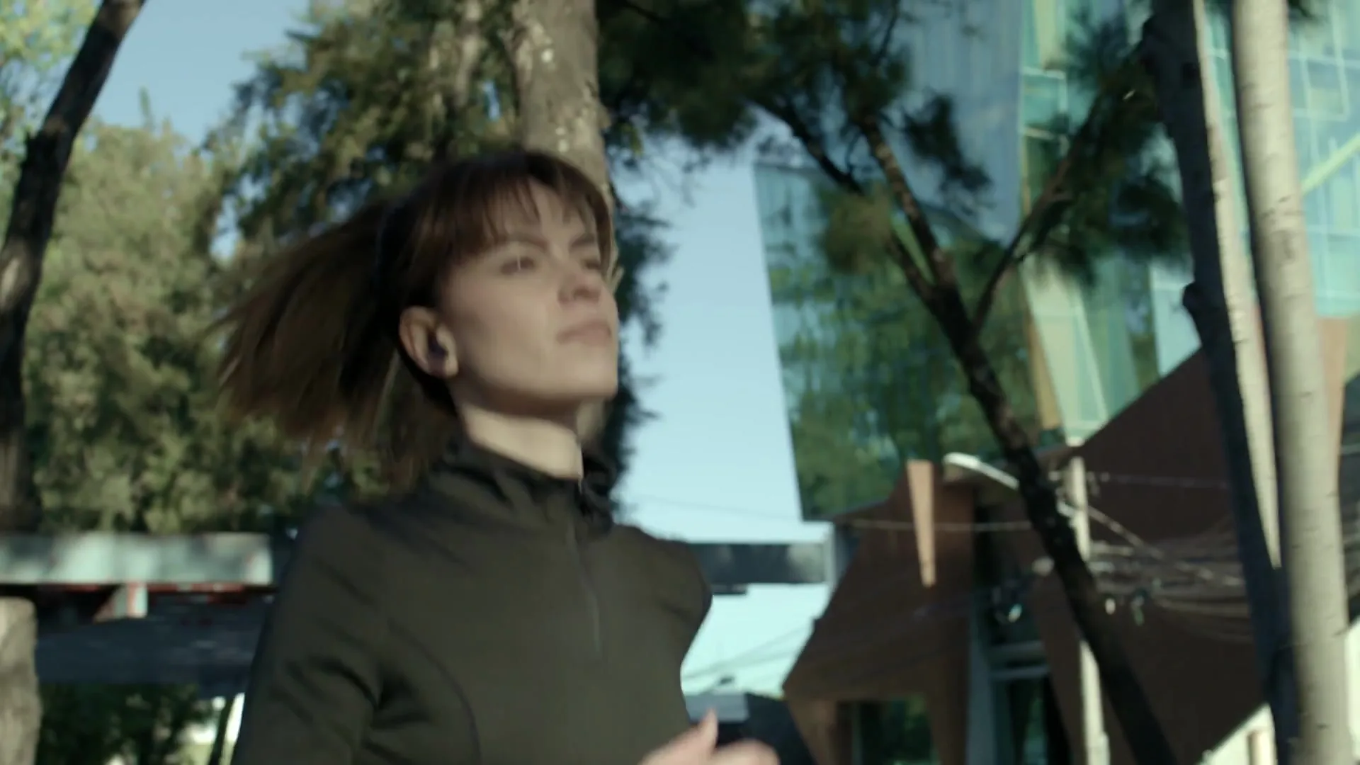 Outdoor movement in natural light